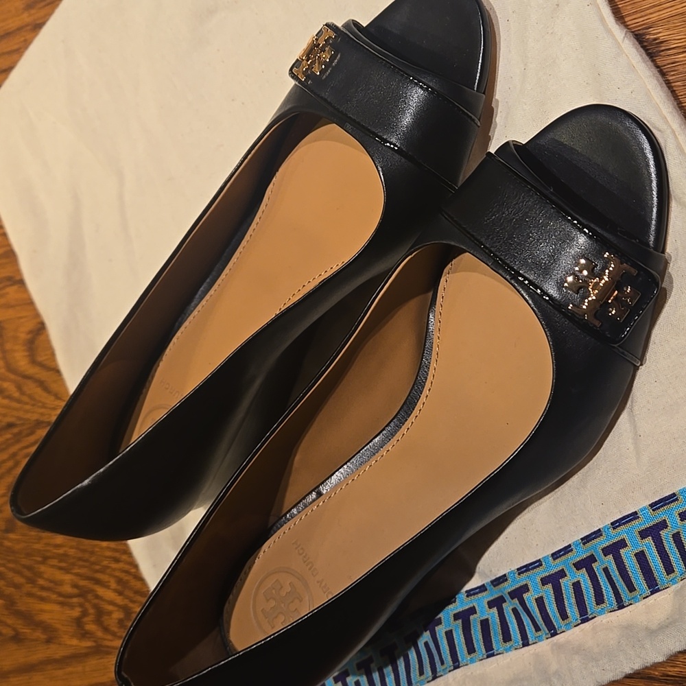 Tory Burch Kira black leather peep toe heels
